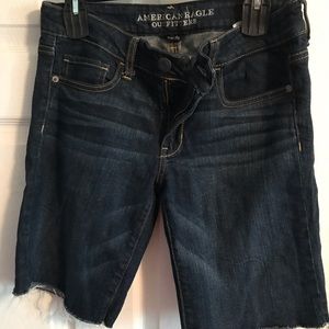 AE Bermuda shorts